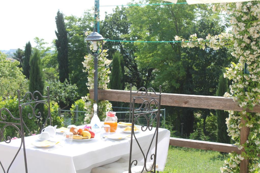 Agriturismo Al Colle Бертиноро Экстерьер фото